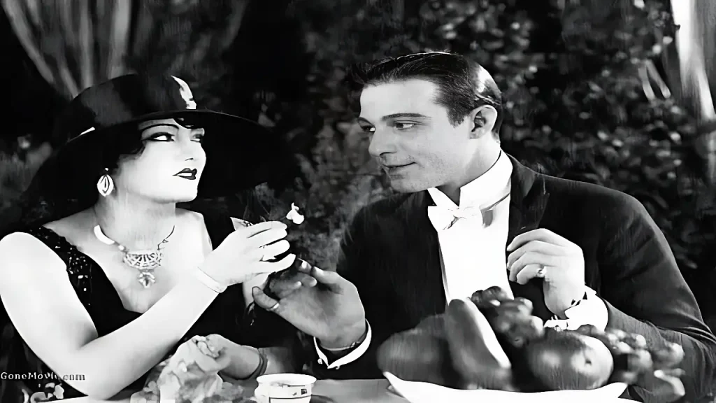 "Beyond the Rocks" (1922) - El Reencuentro de Valentino y Swanson